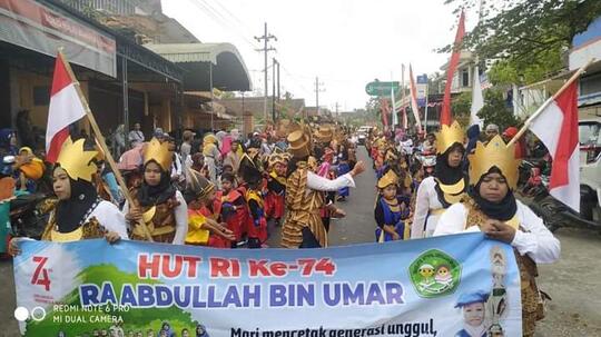 Kenangan Karnaval Dalam Rangka Dirgahayu RI Tahun Lalu