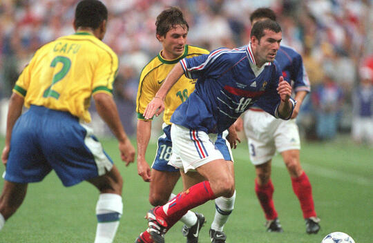 Tipu Daya ala Platini Saat Mengatur Undian Piala Dunia 1998