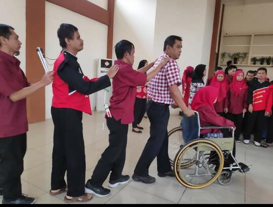 Berbeda Dari Biasanya, Rayakan HUT RI Ke-74 Bersama Teman-teman Spesial Di Tan Miyat