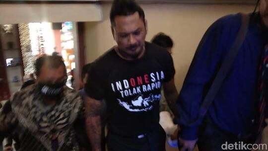 Ditahan, Jerinx Akhirnya Jalani Rapid Test