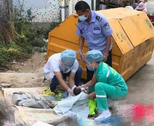 Biadab! Pasutri di China Buang Bayi Perempuan ke Tempat Sampah karena Pengennya Cowok