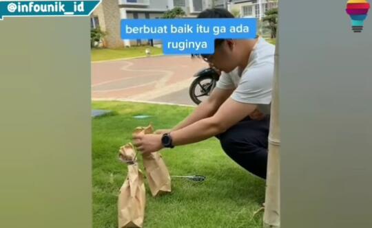 Berhati Mulia, Pria Ini Borong Banyak Burung untuk Diterbangkan Kembali! Alasannya?