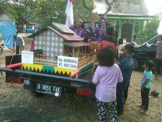 Seni Gogotongan Dan Momonyetan, Kenangan 17 Agustus Yang Tak Pernah Terlupakan