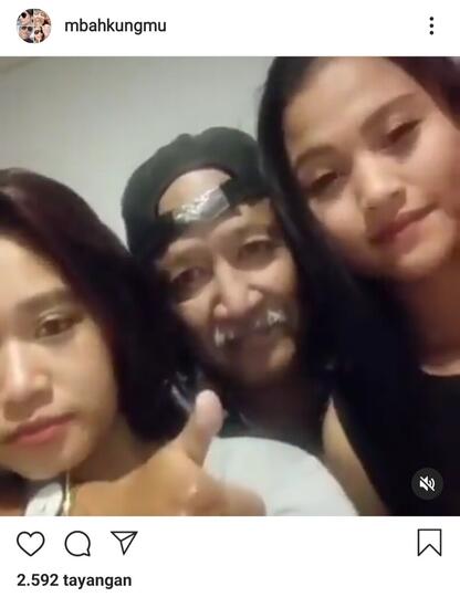 Mbah Kung, Kakek Sugiono versi Indonesia mahir menggaet Cewek-cewek Muda nan Cantik