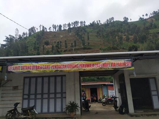 KALAH TENAR di MEDSOS daripada Gunung Prau ! CATPER Gunung Pakuwaja via Parikresit