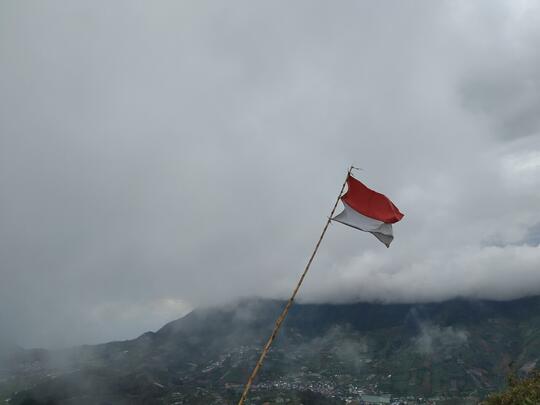 KALAH TENAR di MEDSOS daripada Gunung Prau ! CATPER Gunung Pakuwaja via Parikresit