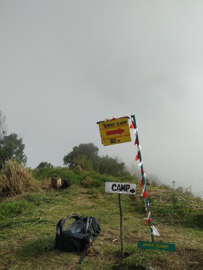 KALAH TENAR di MEDSOS daripada Gunung Prau ! CATPER Gunung Pakuwaja via Parikresit