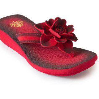 Deretan Sepatu dan Sandal Wanita Berbagai Model, Adakah Pilihanmu?