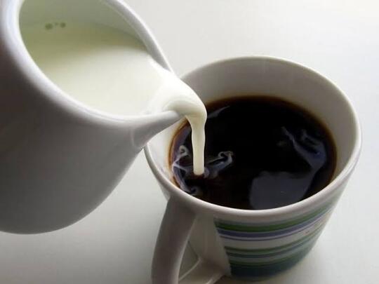 Pilih Kopi Atau Susu?