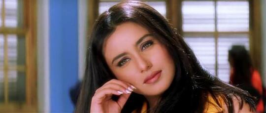 Tak Lagi Muda, Namun Para Hot Mama Bollywood Ini Justru Makin Jelita