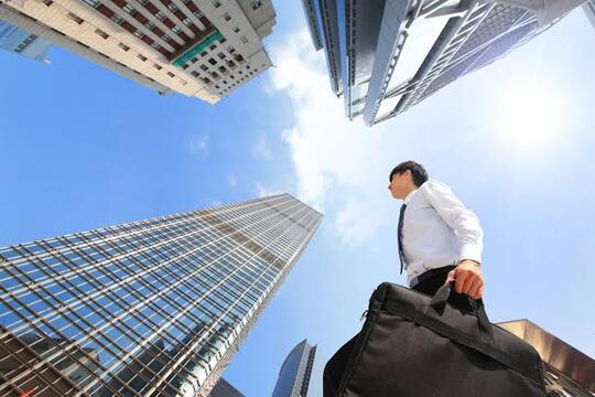 6 Fakta Kenapa Pekerja Pelabuhan Mempunyai Pendapatan "Diatas Rata-rata"