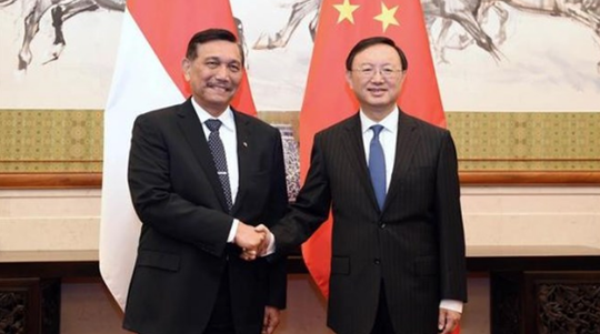 Kerap Kalah Saing dengan Negara Tetangga, Luhut : Kita Kurang Jual Indonesia