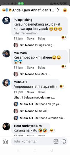 Demi Konten Mamah Muda Ini Rela Merayap di Dinding, No 2 Bikin Geleng-geleng!