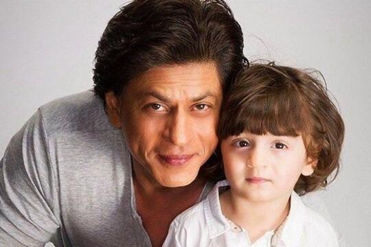 Lucu Dan Ganteng, Putra Bungsu Shah Rukh Khan Yang Lahir Melalui Sewa Rahim