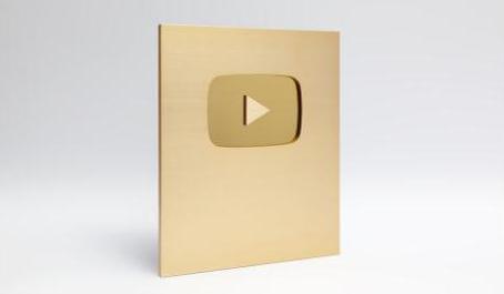 Macam-macam Youtube Play Button. Nomor 5 Paling Langka!