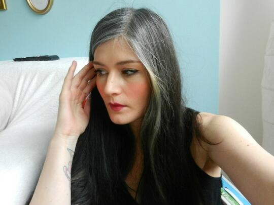 Cara Alami Yang Ampuh Menghilangkan Rambut Uban Di Usia Muda