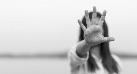 PERNAH TRAUMA? Jangan Anggap Sepele, Sista. Kenali Gejalanya Sebelum Terlambat