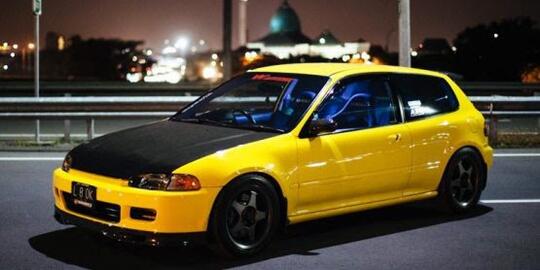 Mengenal Civic Estilo, Mobil Hatchback Lawas Dari Honda yang Kini Dihargai 300 Juta