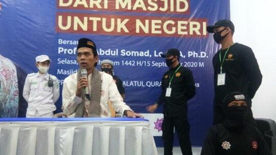 Tak Mau Kecolongan, Ustadz Abdul Somad Dikawal Ketat Saat Berceramah
