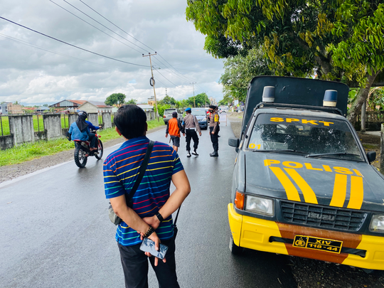 Meski Diwarnai Hujan Deras, Operasi Yustisi Polsek Panca Rijang Tetap Berlangsung