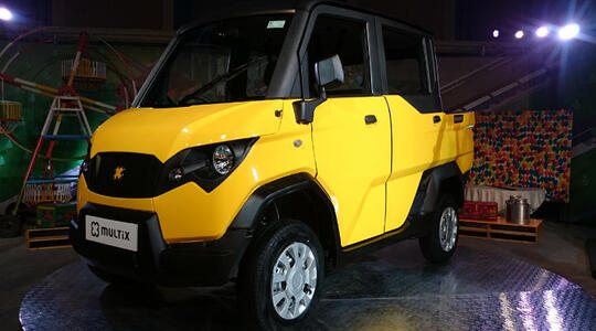Yuk Kenalan Ama Mahesa, Mobil Bumble Bee Buatan Asli Indonesia