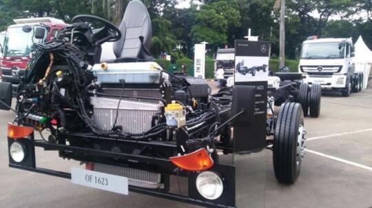 Mengenal Lebih Dekat Mercy OF 1623 RF, Bus Bermesin Depan Dari Mercedes Benz