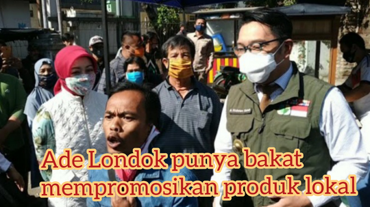 Hadiahkan Ponsel, Ridwan Kamil Dukung Ade Londok Promosikan Produk Lokal Di Sosmed