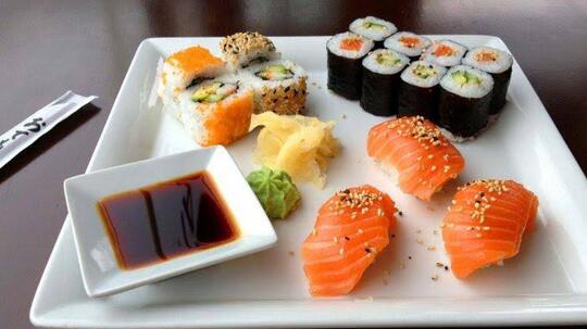 Sushi Bukan Produk Asli Jepang Loh! Lantas Darimana?