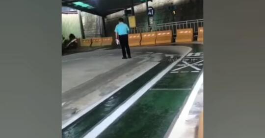 Gokils, Video Kejadian Saat Test SIM Di Luar Negeri Ini Bikin Ngakak Netizen+62!