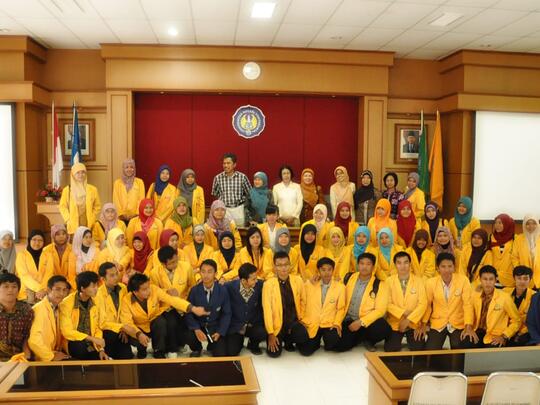 Kuliah di PGSD dan Jadi Guru SD? Banyak Untungnya, Lho!