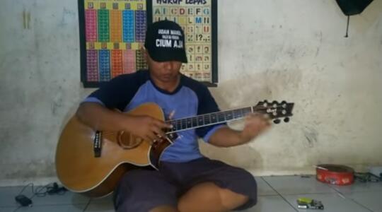 Ini Dia Gitaris Terbaik Dunia; Ternyata Berasal Dari Indonesia.