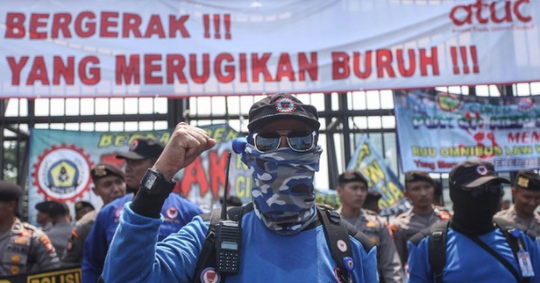 Bikin Marah Buruh! Pesangon Diturunkan Jadi 25 Kali Upah di RUU Cipta Kerja