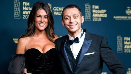 Akankah Valentino Rossi Menikah?