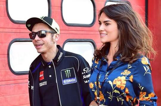 Akankah Valentino Rossi Menikah?