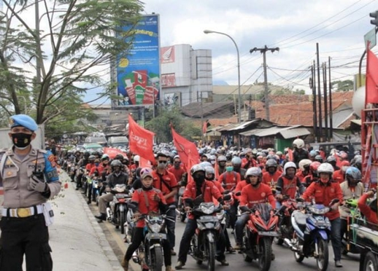 Jangan Pilih Parpol Koalisi Pemerintah, Agar Jadi Pelajaran Politik Bagi Mereka.