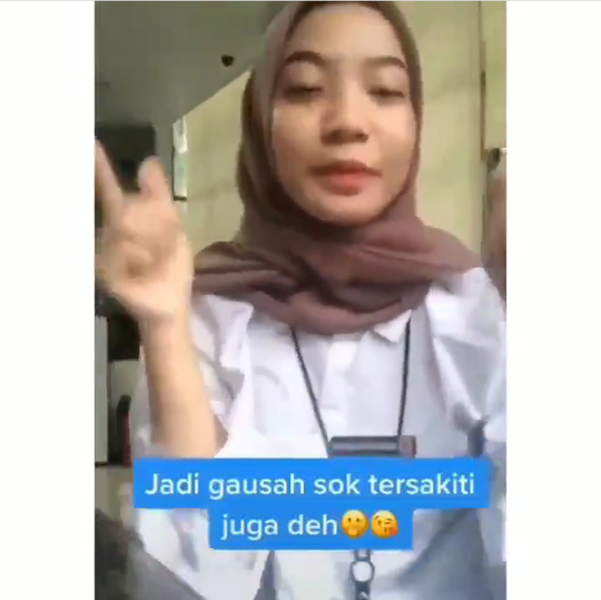 Sindir Para Pendemo UU Cipta Kerja, Seorang Perempuan Ramai Dihujat Netijen!