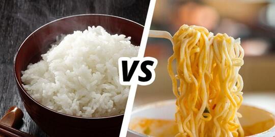 Heboh ! Produk Bukan HOAX Dan Bikin Netizen Penasaran, 'MIE INSTANT PAKE NASI' !