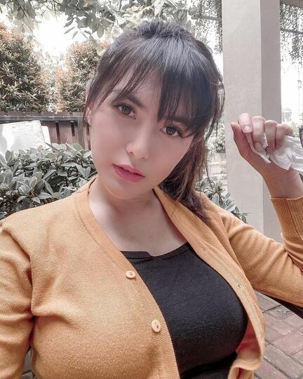 Malam Pertama, Angela Lee Rasakan Gempa Tektonik 10 SR