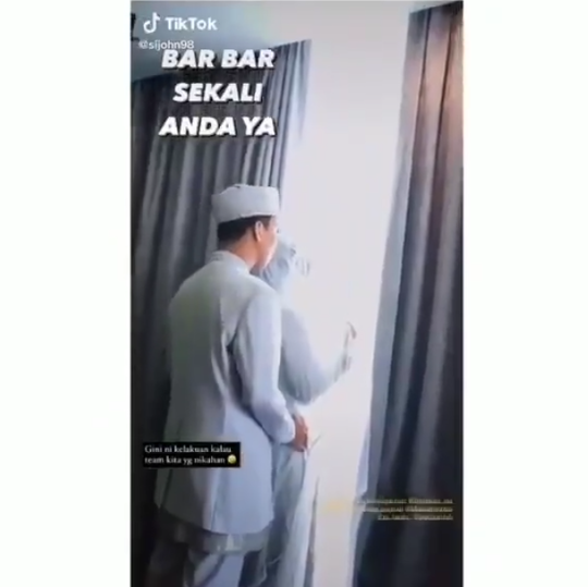 Pria Ini Lakukan Sesuatu pada Istrinya Saat Pemotretan Pernikahan, Joni Berdiri Bang?