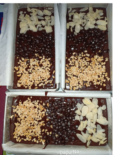 Brownies Shiny Rasa Yummi, Pecinta Coklat Wajib Coba!