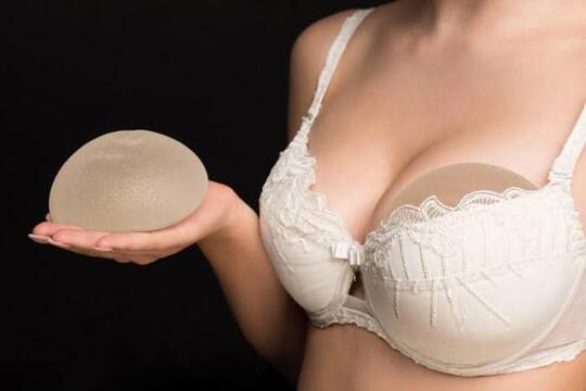 Darimana Sih, Awalnya Operasi Plastik?