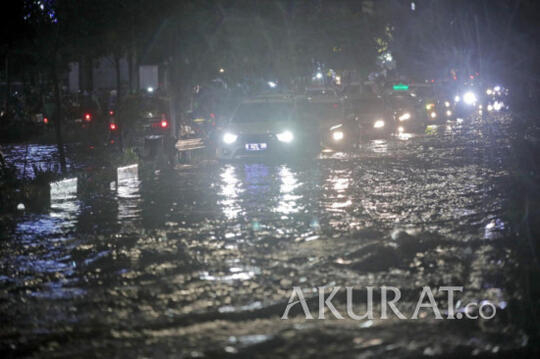 Jakarta Banjir Lagi! 72 RT Terendam Sejak Tadi Malam