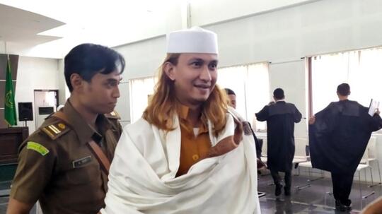 Polisi Sebut Habib Bahar Aniaya Pengemudi Taksi Online karena Istri Pulang Malam
