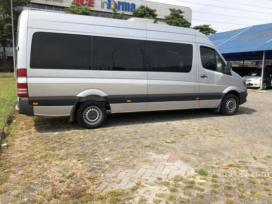 Mercedes Benz Sprinter, Angkutan Premium DAMRI yang Mewah dan Berekelas