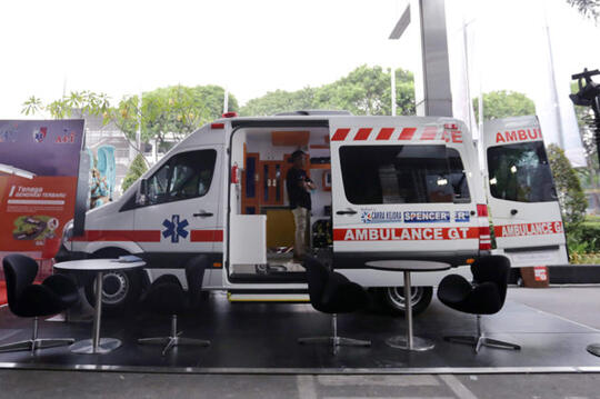 Mercedes Benz Sprinter, Angkutan Premium DAMRI yang Mewah dan Berekelas