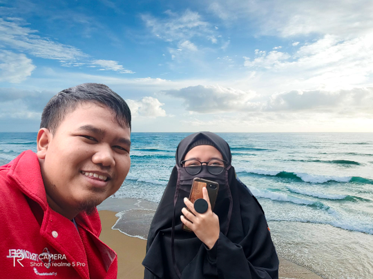Ketika Kau Tidak Bisa Bersamanya, Yakinlah Itu Yang Terbaik!