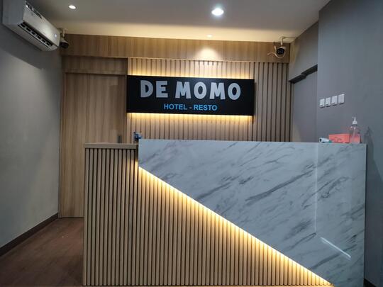 De Momo Hotel & Resto