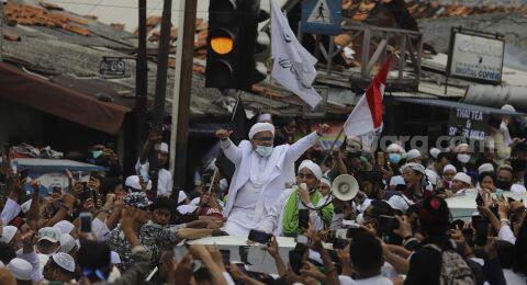 Epidemiolog: Potensi Klaster Baru, Risiko Kenaikan Covid19 Penjemput Rizieq Capai 70%