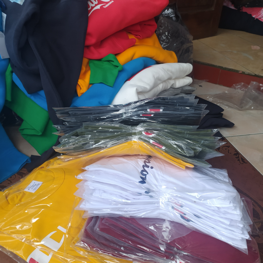 STOCKLOT GARMENT, BRANDED SISA EXPORT