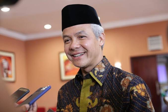 Elektabilitas Melejit, Pak De Ganjar Bakal Maju Pilpres 2024?